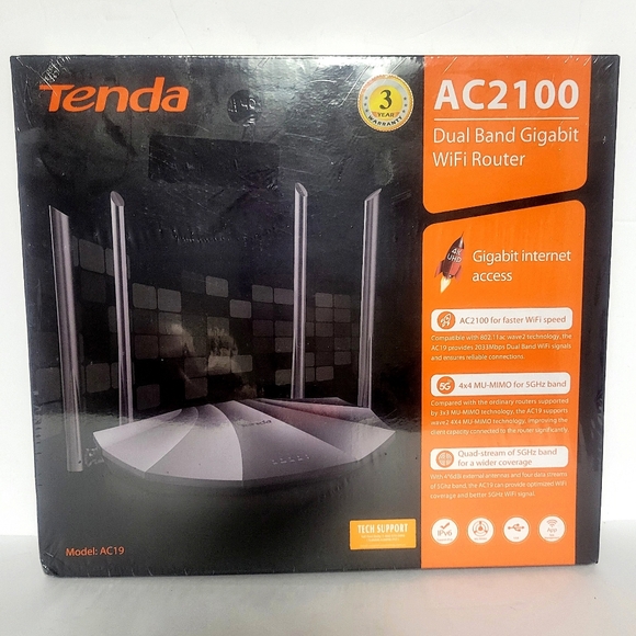 AC2100 Smart WiFi Router AC19 - Dual Band Gigabit Wireless (up to 2033 Mbps) - Picture 1 of 4